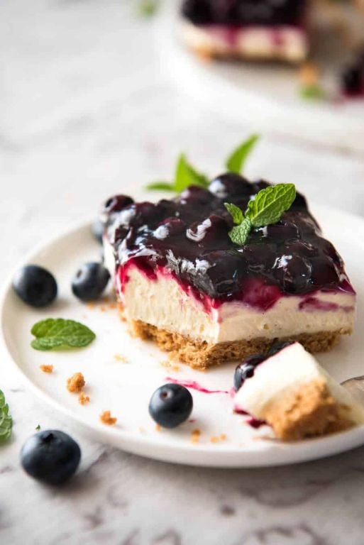 Easy Blueberry Cheesecake Bars