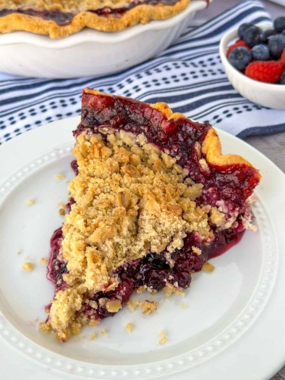 18 Delicious Berry Pie Recipes for Every Occasion
