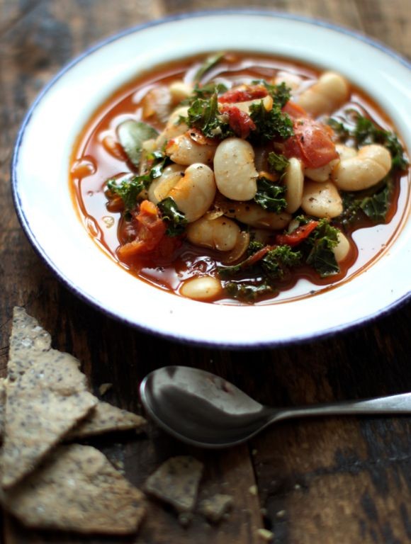 Garlicky White Bean and Kale Soup