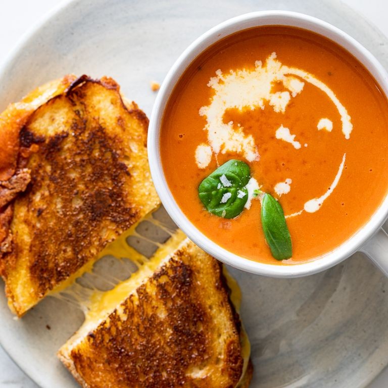 One-Pot Creamy Tomato Basil Soup with Grilled Cheese