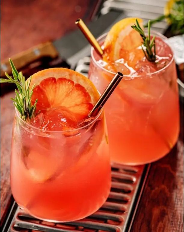 Rosy Grapefruit Vodka Smash