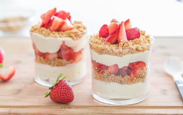 Strawberry Cheesecake Parfaits