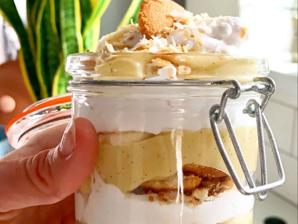 Toasted Coconut Nilla Banana Pudding