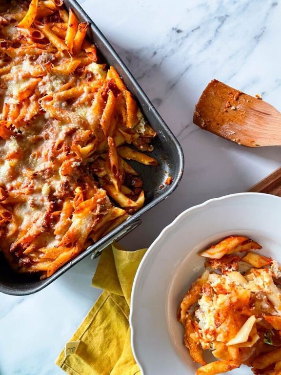 Baked Mostaccioli with Ricotta and Mozzarella