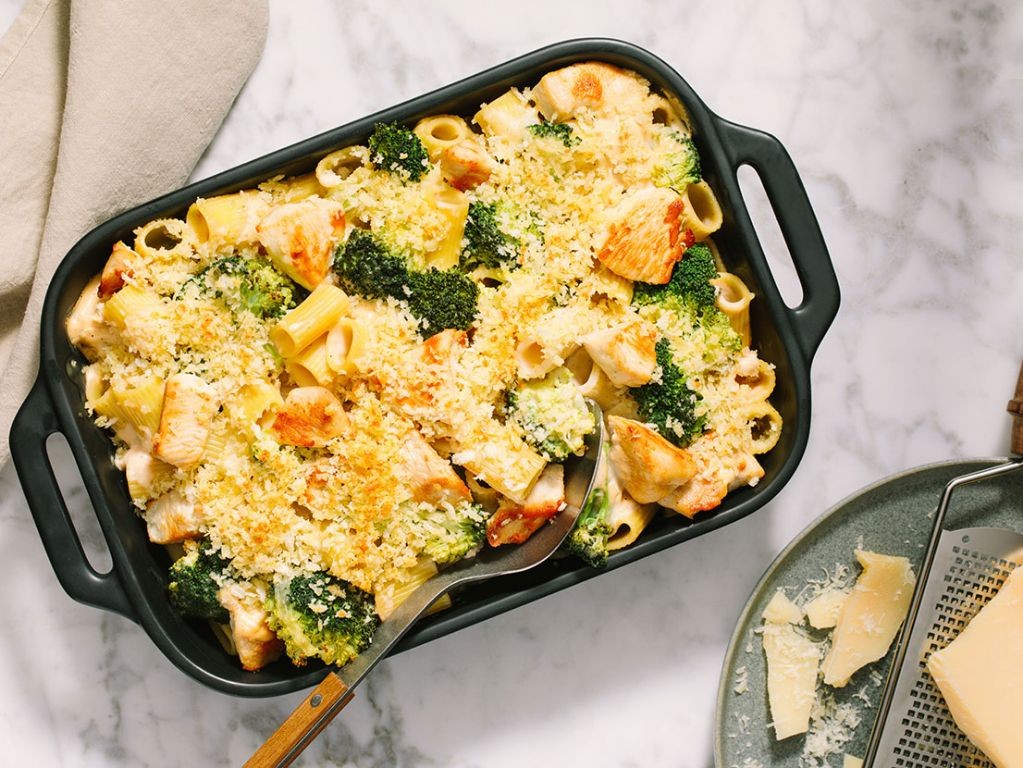 Broccoli Chicken Alfredo Bake with Panko Topping