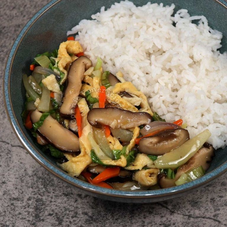 Chaga Mushroom Stir-Fry with Vegetables