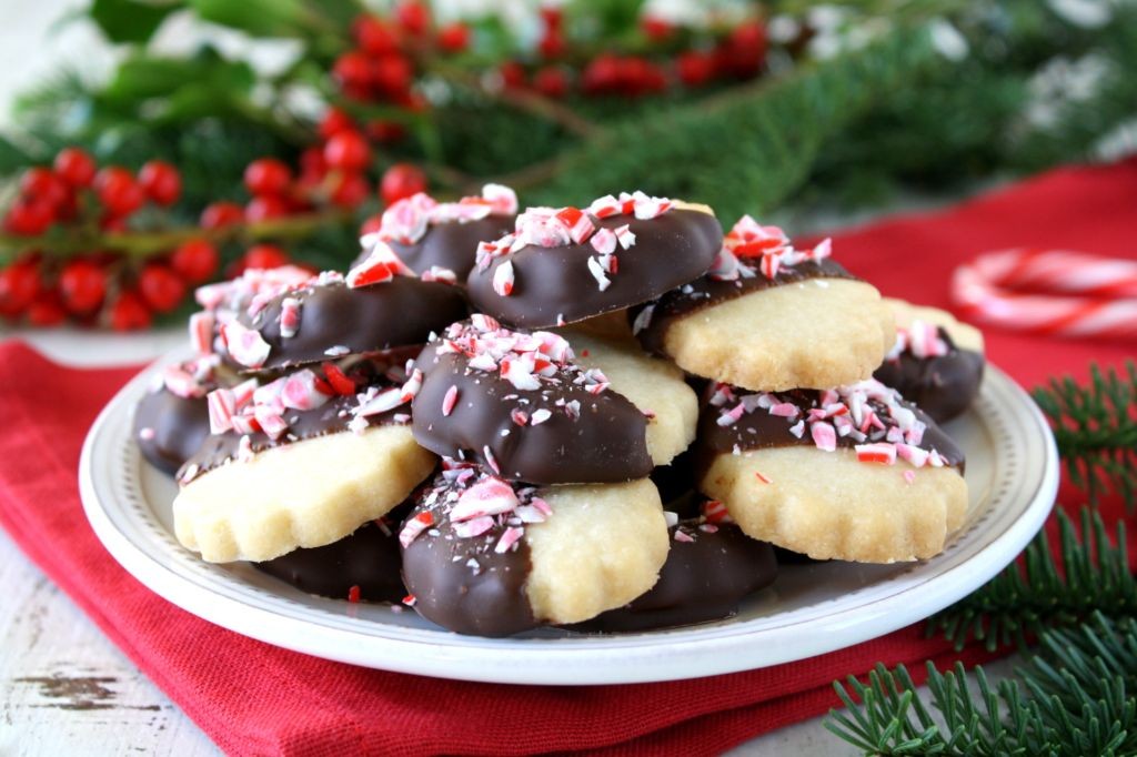 Chocolate Mint Dipped Shortbread Cookies