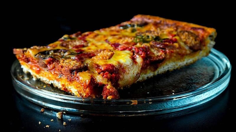 Chourico Pizza with Spicy Tomato Sauce
