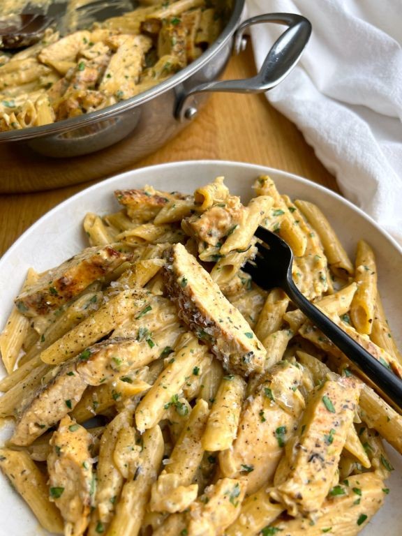 Creamy Garlic Parmesan Mostaccioli