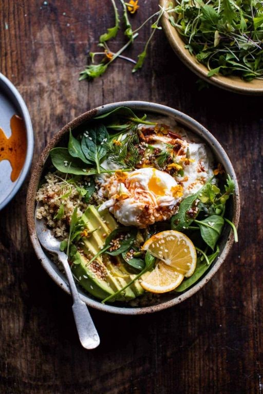 Egg and quinoa breakfast bowl