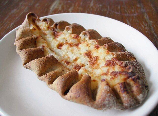Finnish Karjalanpiirakka (Rye Pastry with Rice Filling)