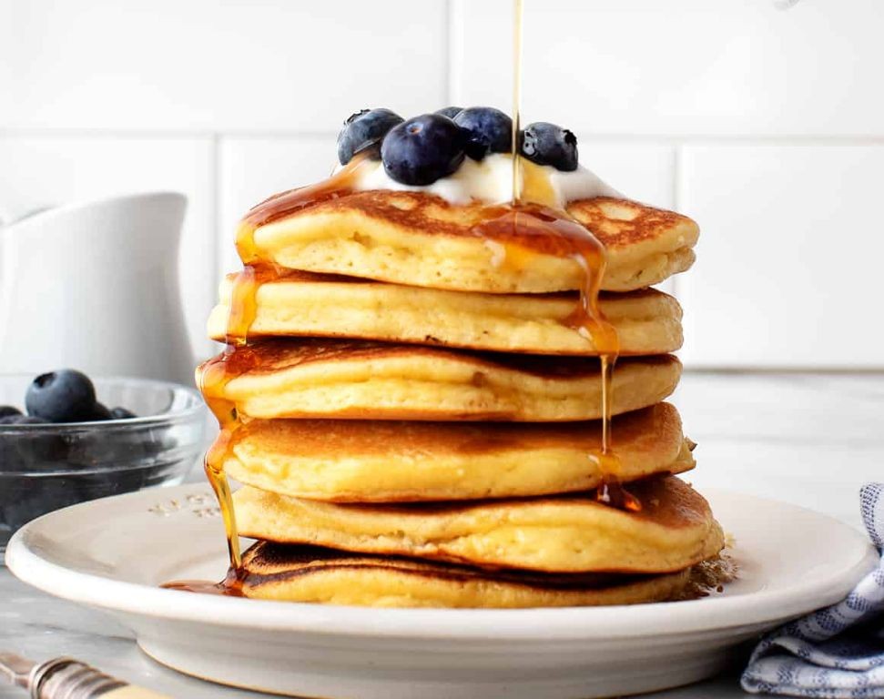 Fluffy Keto Almond Flour Pancakes