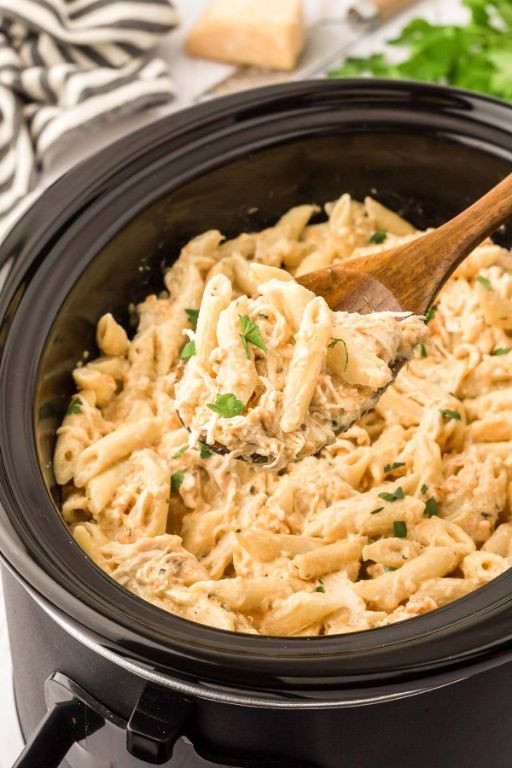 Garlic Parmesan Shredded Chicken Pasta