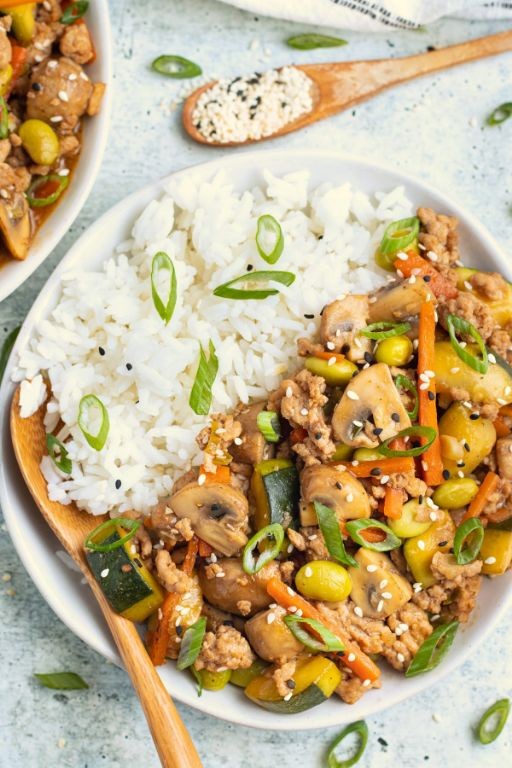 Ground chicken and vegetable stir-fry