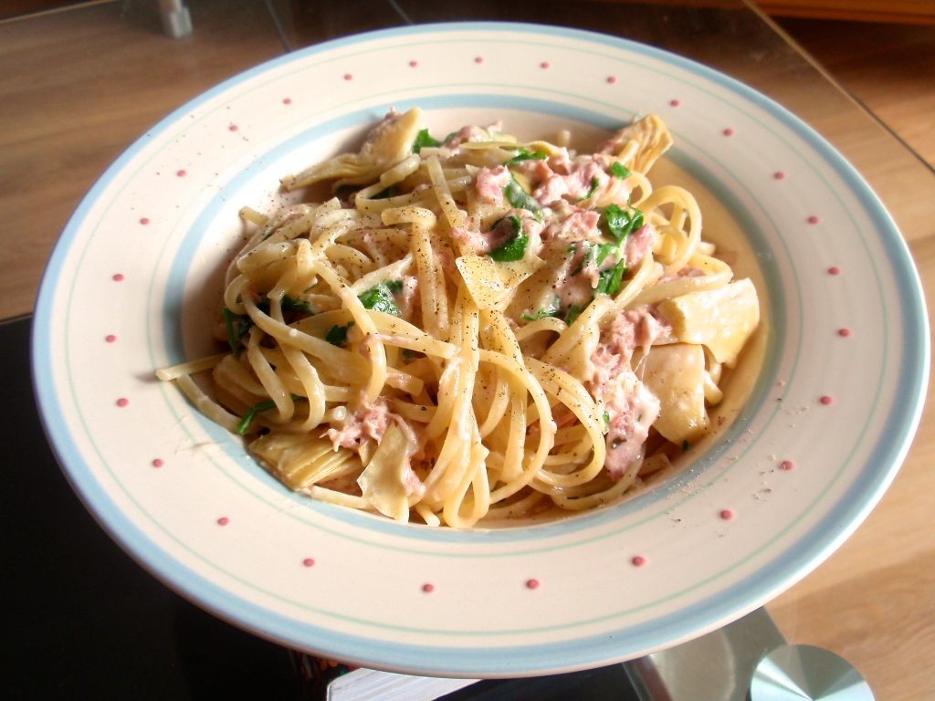 Ham and Artichoke Pasta in White Wine Sauce