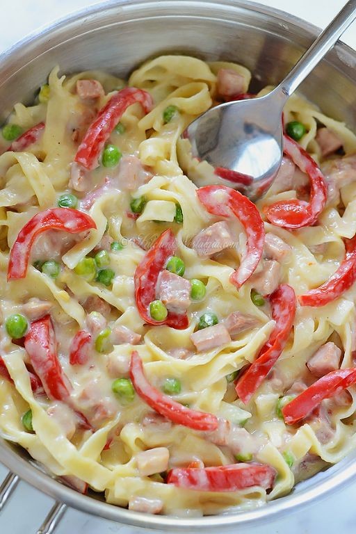 Ham and Bell Pepper Pasta Stir-Fry