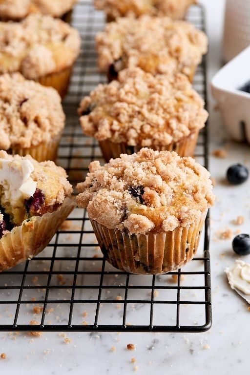 Huckleberry Muffins with Crumb Topping