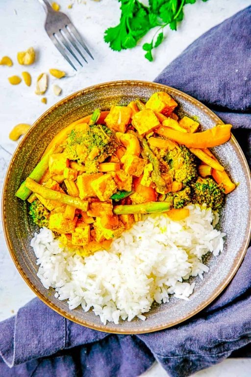Mahatma Yellow Rice and Tofu Coconut Curry