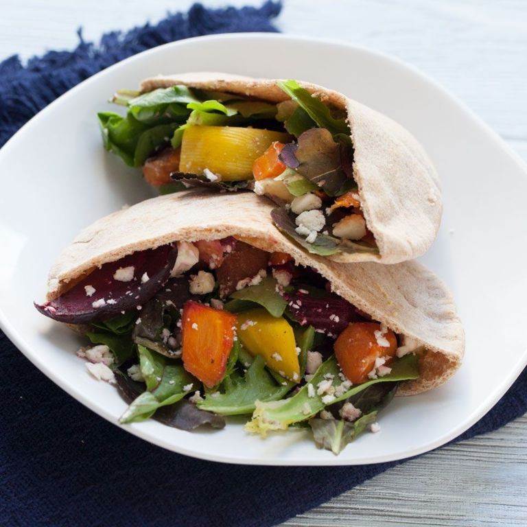 Mediterranean Veggie Pita Sandwich with Hummus