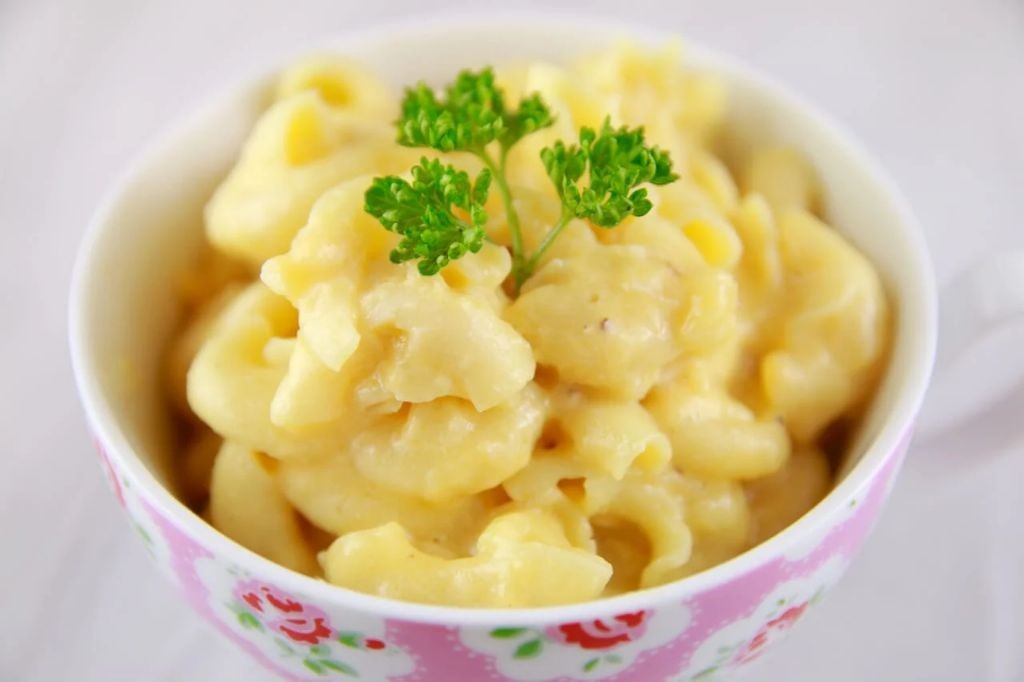 Microwave Mug Mac and Cheese