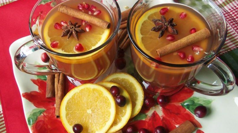 Mulled Cranberry Orange Wassail