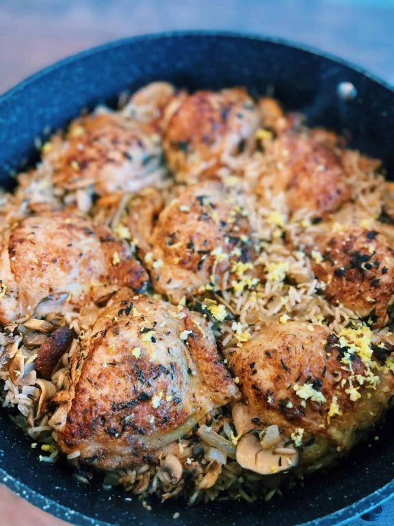 One-Pot Chicken Leg and Mushroom Rice