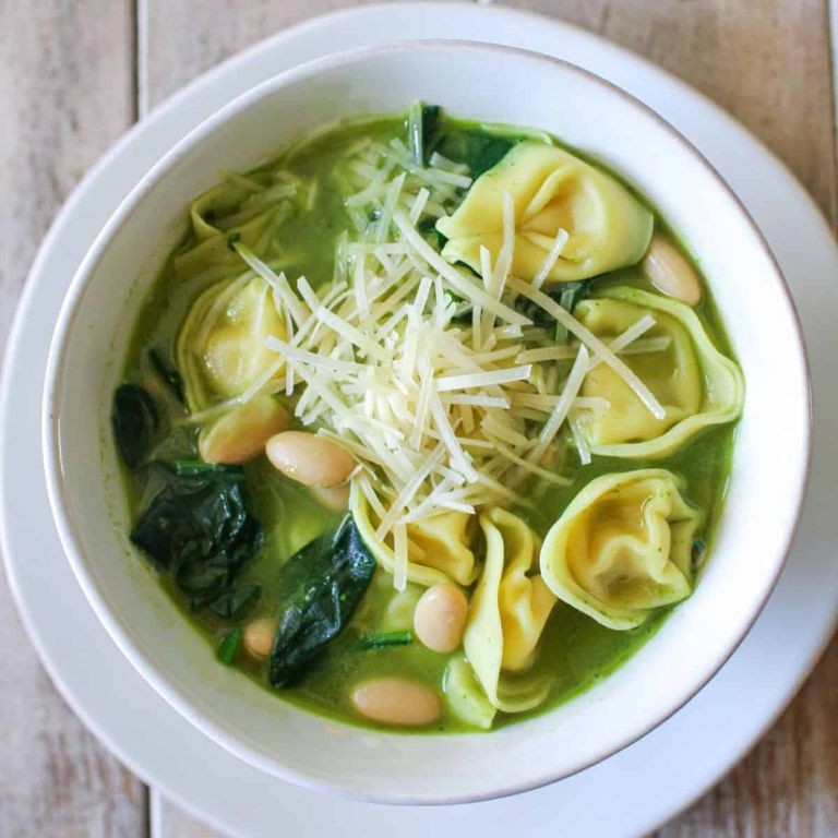 Pesto Tortellini Soup