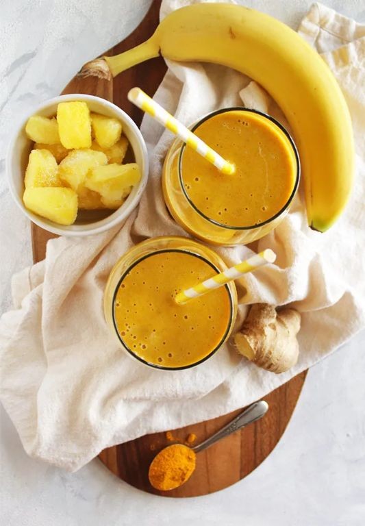 Pineapple Orange Turmeric Smoothie
