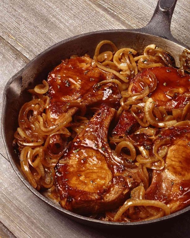 Pork Chops with Caramelized Onions