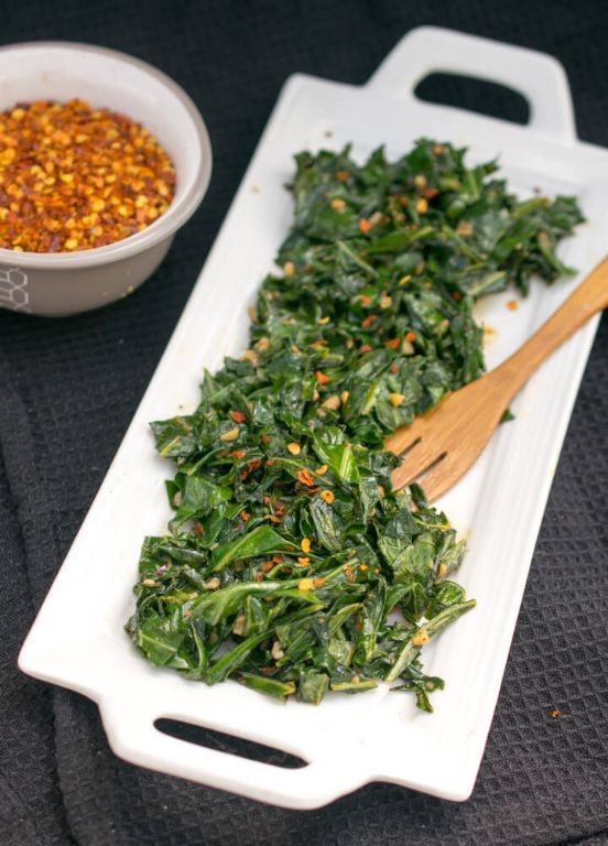 Quick Sautéed Collard Greens with Garlic and Lemon