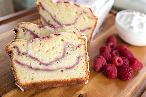 Raspberry Swirl Greek Yogurt Cake
