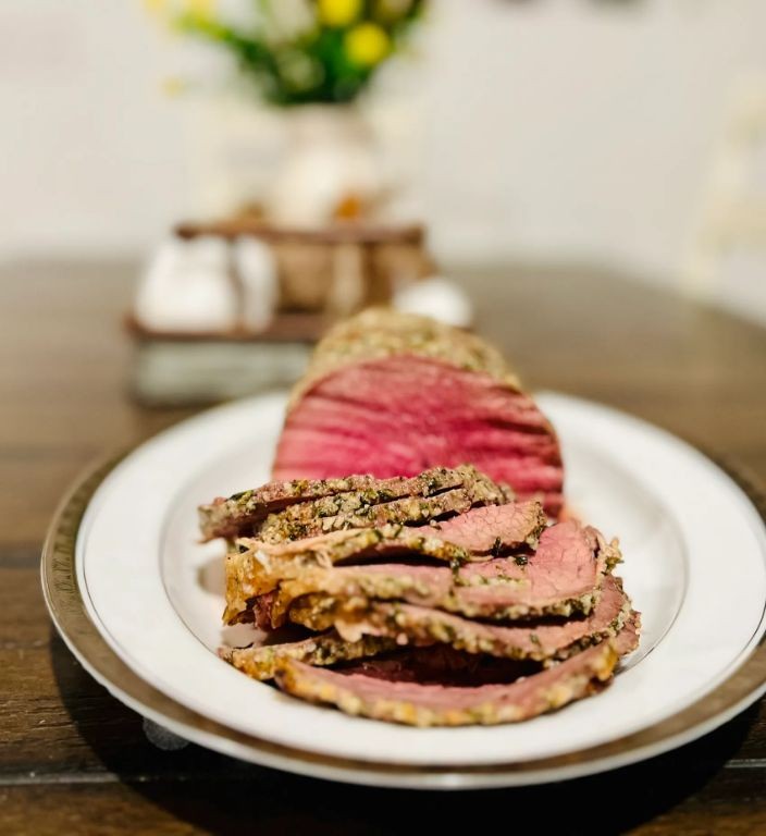 Simple Herb-Crusted Round Steak
