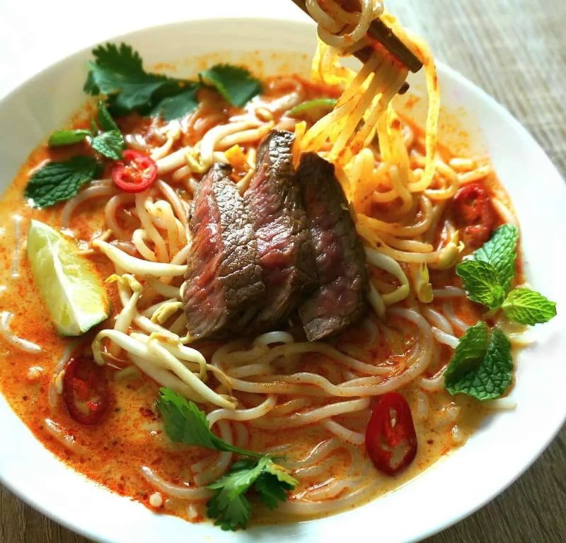 Singaporean Chuck Roast Laksa Soup