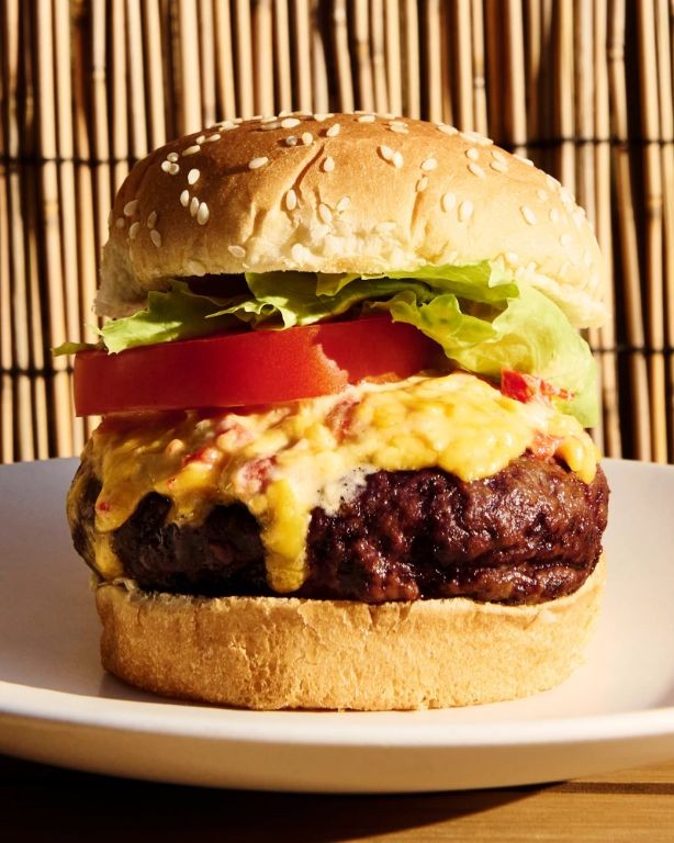 Skillet Pimento Cheese Hamburger