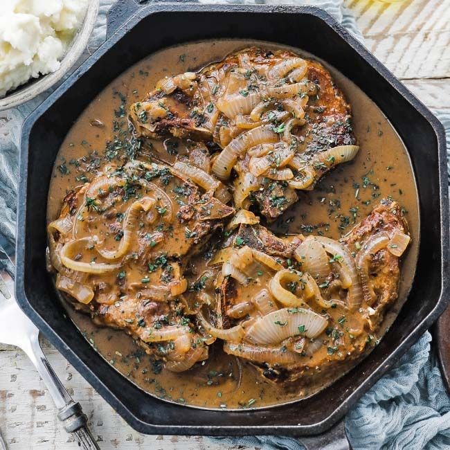 Smothered Pork Chops with Onions