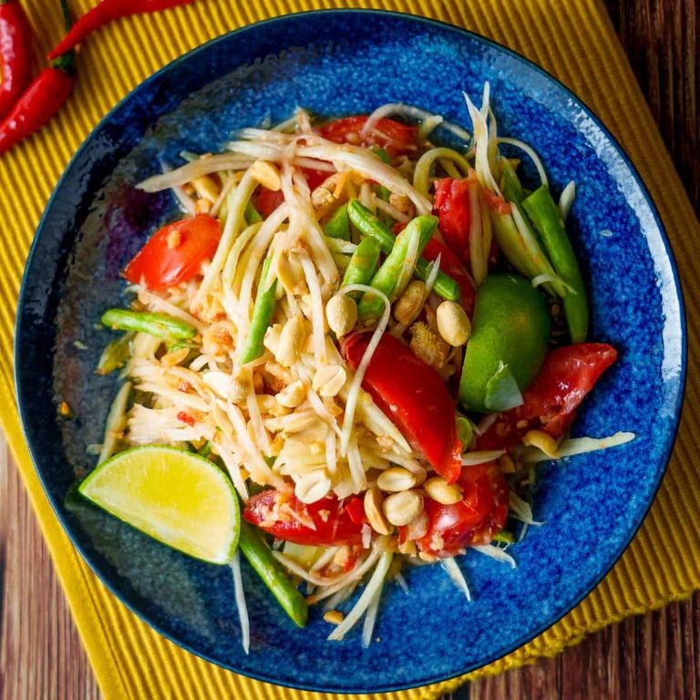 Spicy Thai Papaya Salad with Peanuts