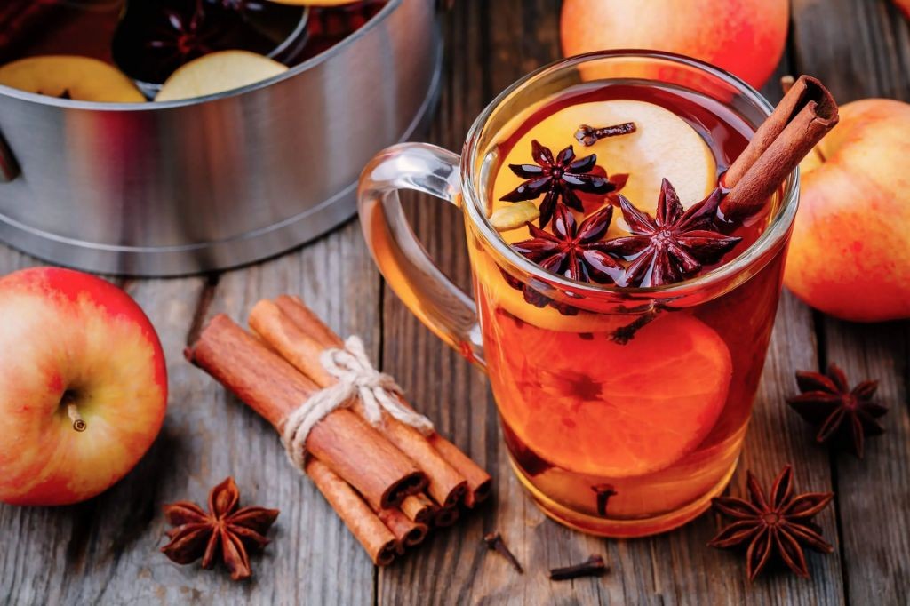 Traditional Spiced Apple Wassail