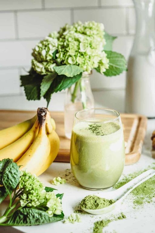 Vanilla Matcha Energy Smoothie