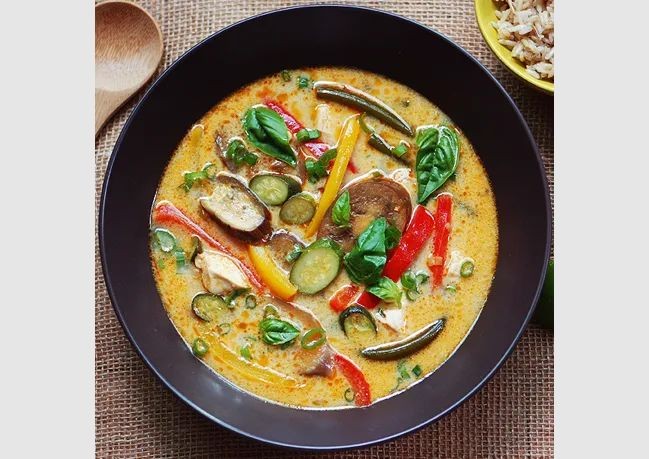 Varavah Coconut Curry with Lemongrass