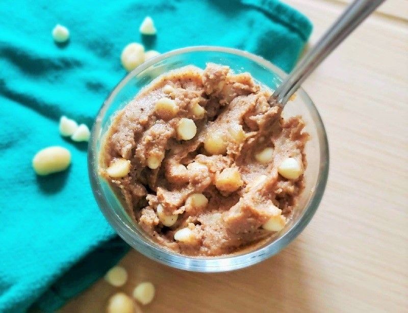 White Chocolate Macadamia Cookie Dough