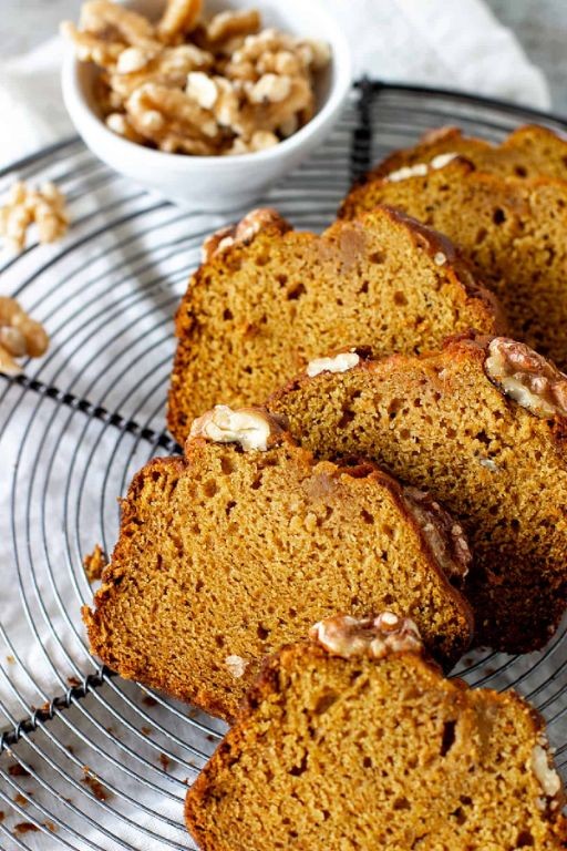 White Pumpkin and Walnut Bread
